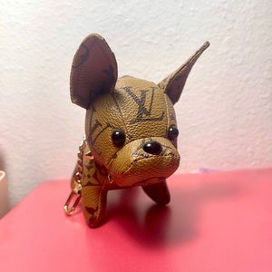 Dog Key Chain LV